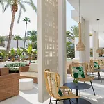 Hm Ayron Park - Adults Only