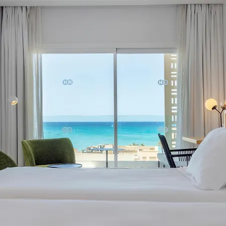 Hm Ayron Park Hotel