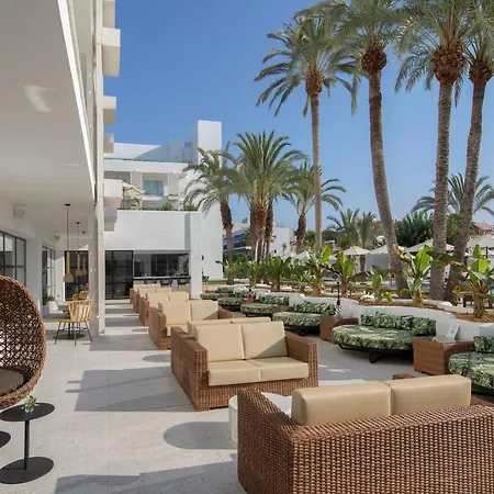Hm Ayron Park Hotel