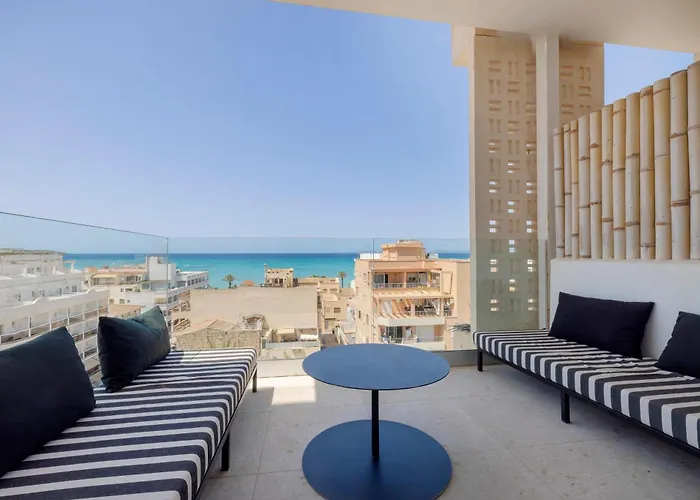 Hm Ayron Park - Adults Only