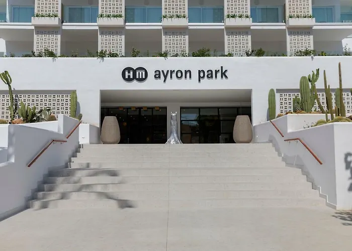 Hm Ayron Park - Adults Only 5* プラヤ・デ・パルマ